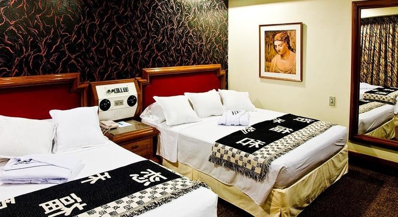 Lord Manaus Hotel
