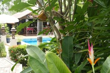 Hotel Baan Sukreep Resort
