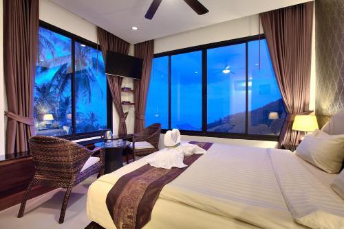 Nb Sunrise Mountain Villa