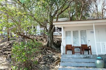 Sangthian Beach Resort