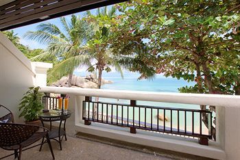 Hotel Crystal Bay Beach Resort