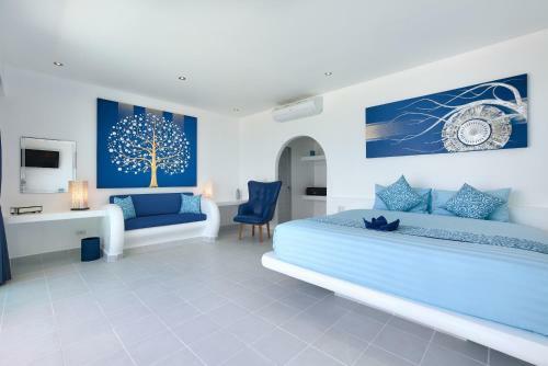 La Perle Luxury Boutique Hotel