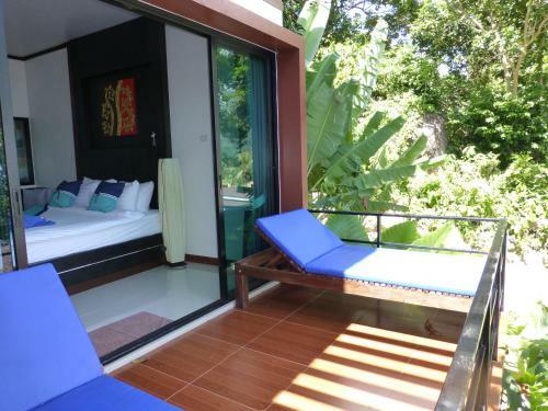 Hotel Kathalee Beach Resort & Spa