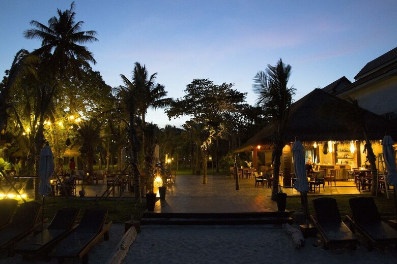 Hotel Mali Resort Sunrise Beach