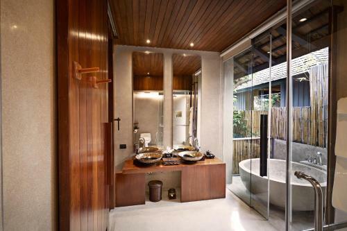 Hotel Silavadee Pool Spa Resort