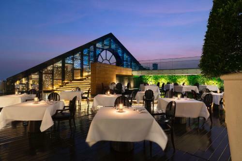 Hotel Tower Club At Lebua