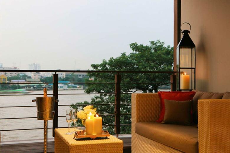 Hotel Riva Surya Bangkok