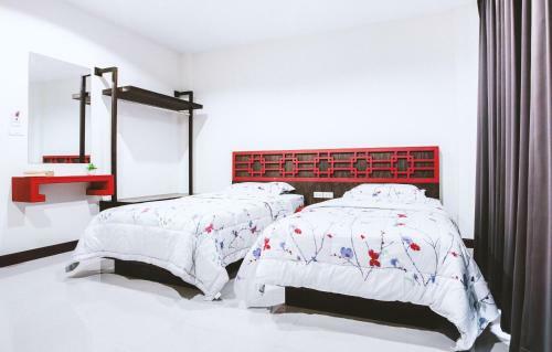 Hostal Ra Residence Phuket