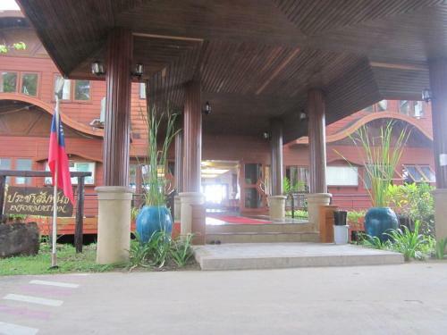 Hotel Koh Chang Boat Chalet