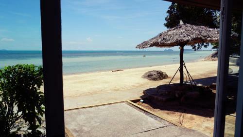 Hotel The Bay Resort & Restaurant