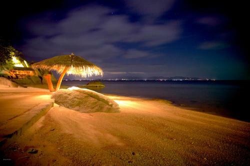 Hotel The Bay Resort & Restaurant