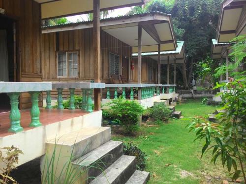 Hotel Blue Lotus Resort