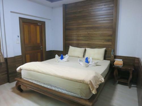 Dewshore Resort