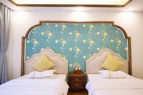 Posada Fenghuang Jianghu Inn