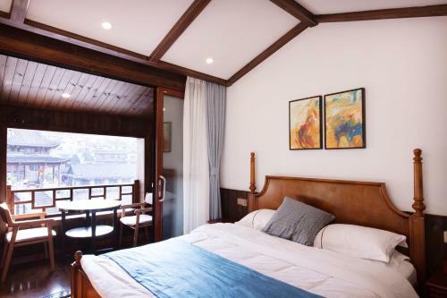 Posada Fenghuang Jianghu Inn