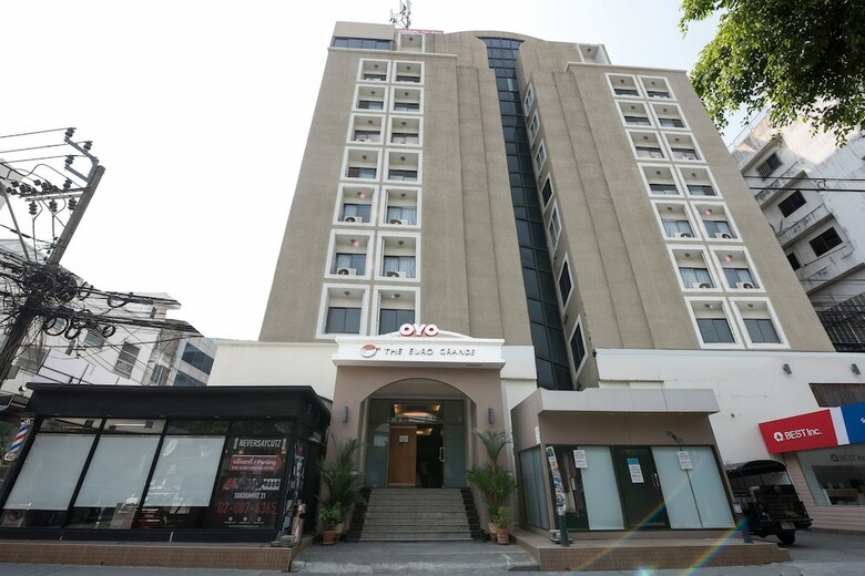 Apartamentos The Euro Grande Hotel