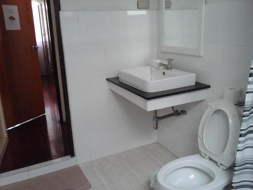 Albergue House23 Hotel