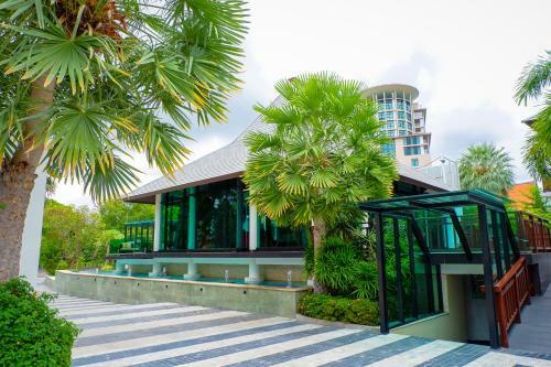 Hotel Z Through By The Zign