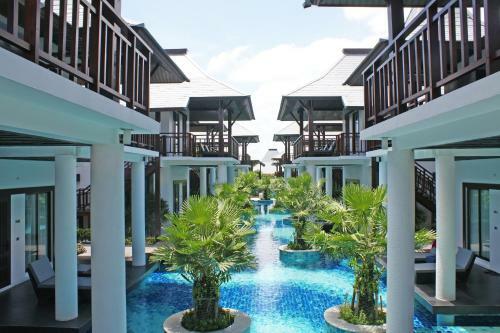 Hotel Z Through By The Zign