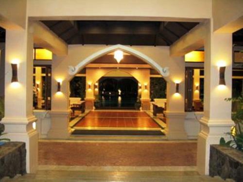 Hotel Avalon Beach Resort