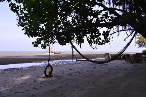 Hotel Racha Sunset Resort