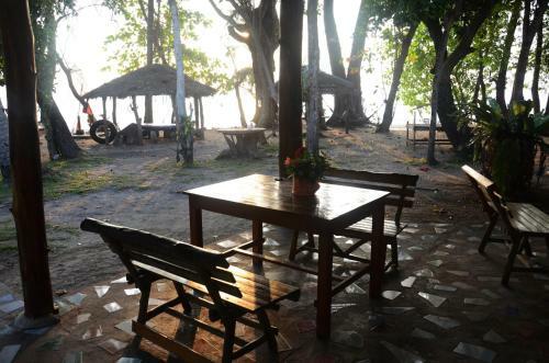 Hotel Racha Sunset Resort