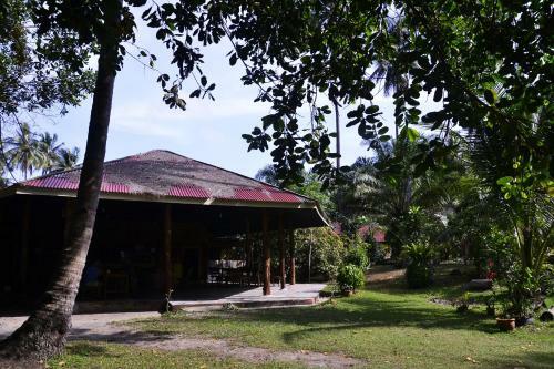 Hotel Racha Sunset Resort