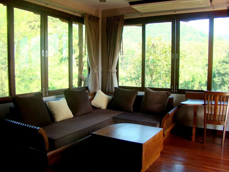 Hotel Bura Resort Chiang Rai