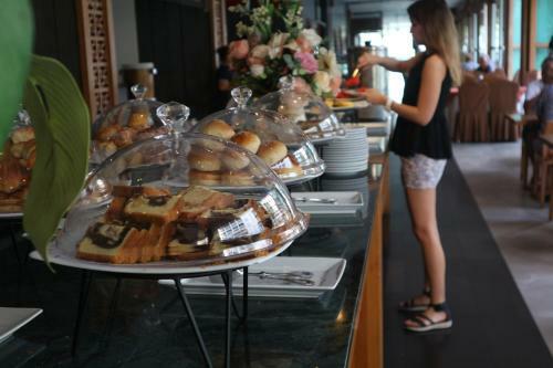 Hotel Welcome World Beach Resort & Spa