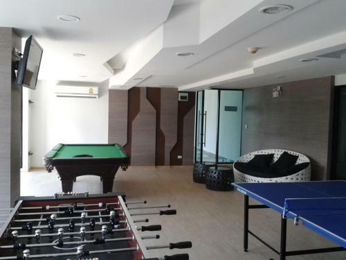 Aqua Apartments