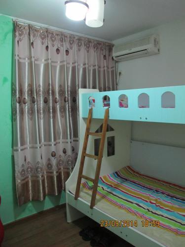 Zhuhai No.10 Youth Hostel