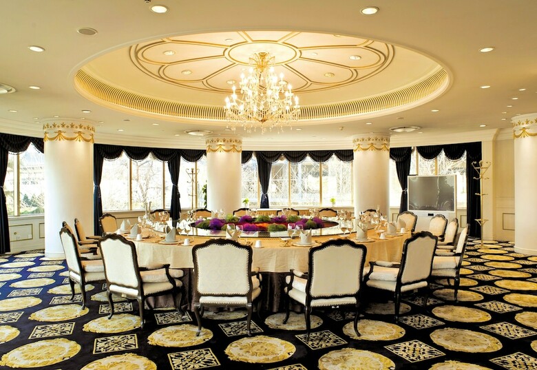 Howard Johnson Ginwa Plaza Hotel