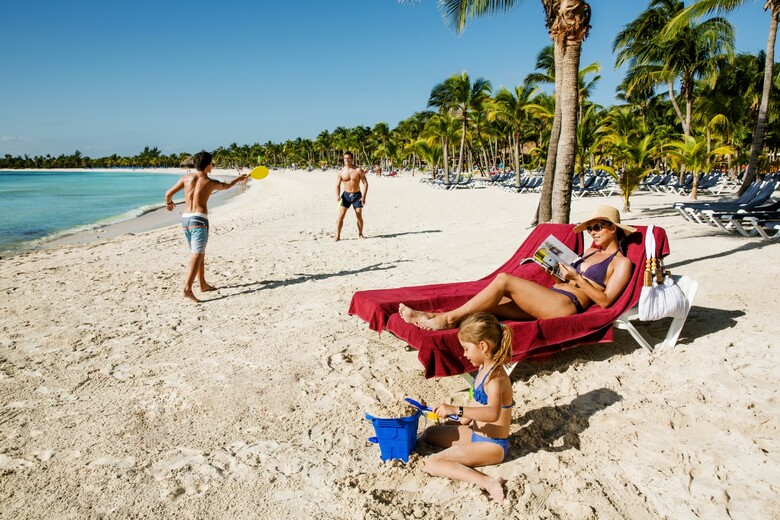 Hotel Barcelo Maya Beach & Maya Caribe