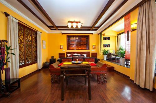 Yangshuo Magnolia Hotel