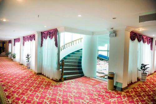 New Century Hotel