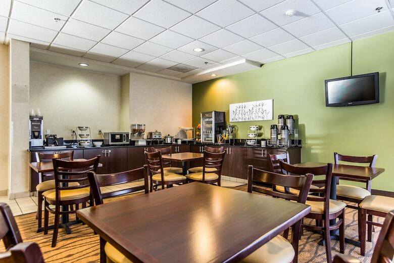 Hotel Sleep Inn Airport