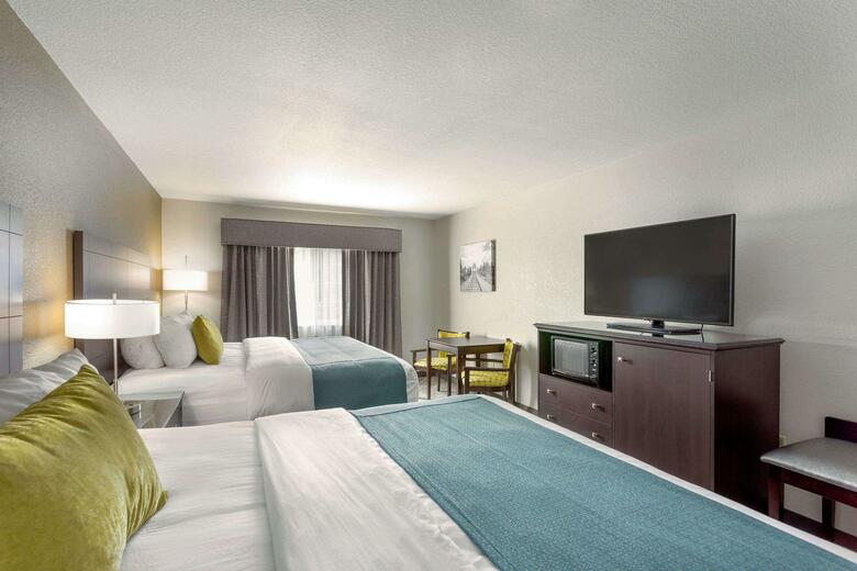 Hotel Comfort Inn & Suites