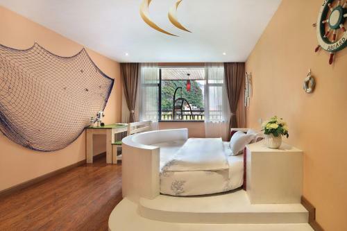 Bluesky Hotel & Resort