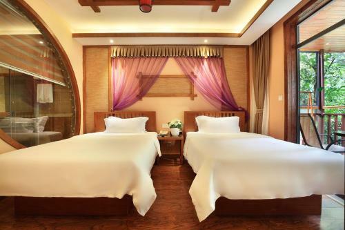 Bluesky Hotel & Resort