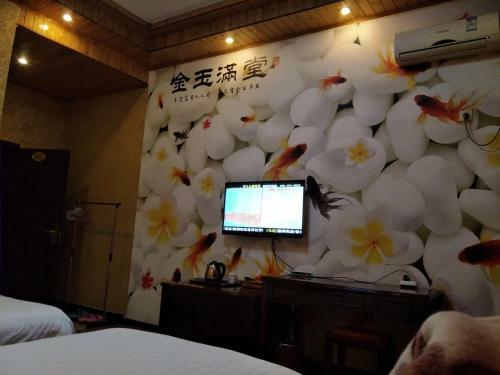 Emeishan Moon Bay Hotel