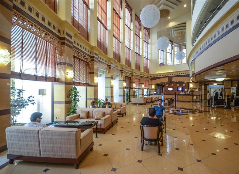 Hotel Golden Tulip Seeb Muscat
