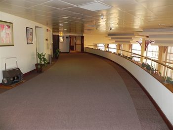 Hotel Golden Tulip Seeb Muscat