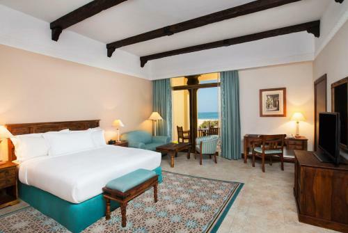 Hotel Hilton Al Hamra Beach & Golf Resort