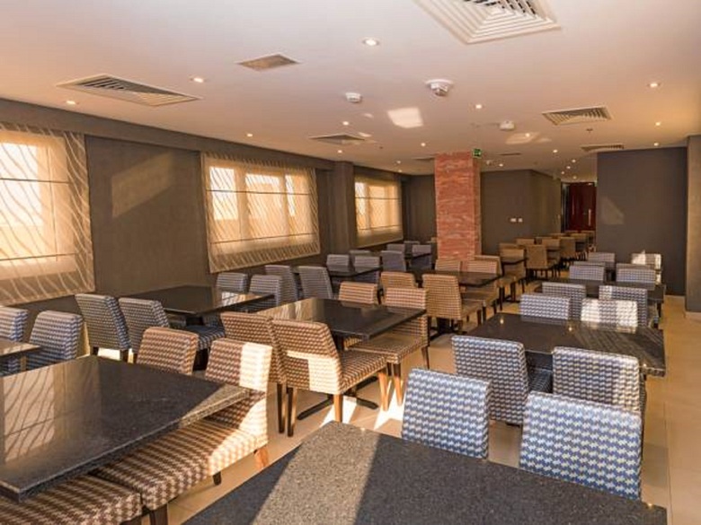 Flora Square Hotel