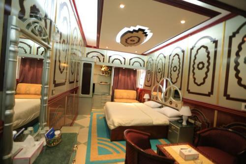Sun City International Hotel