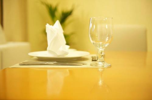 Grand Belle Vue Hotel Apartment Dubai