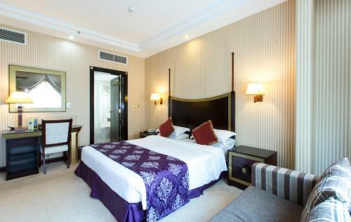 Tourist Hotel