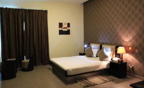 Royal Ascot Hotel Apartment - Kirklees 2