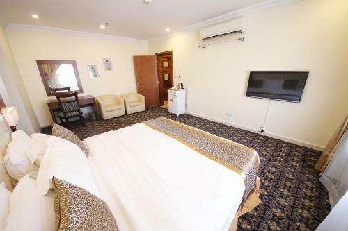 Al Rabitah Al Fondoqeiah Apartments