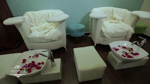 Emirates Concorde Hotel & Apartments
